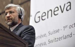 1° octobre 2009, Genève - Le négociateur iranien Saeed Jalili défend lors d’une conférence de presse le droit non négociable de son pays de développer une industrie nucléaire - Photo : AP :