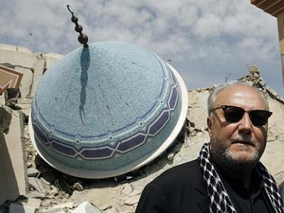 Les évènements maintenant semblent montrer que "Viva Palestina" a à changer de tactique.